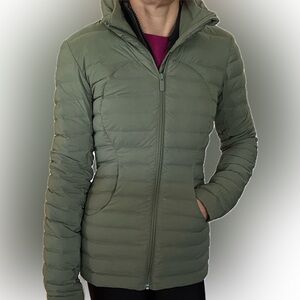 Lululemon Pack It Down puffer Jacket Green Twill Size 2